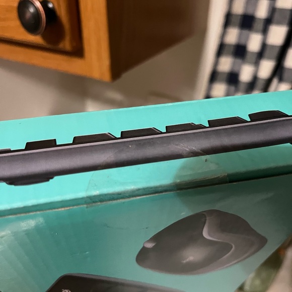 Logitech key board with mouse . Brand new in box - Picture 3 of 3